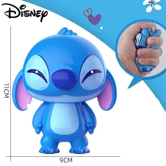 O Brinquedo de Descompressão Disney Stitch é a opção perfeita para quem busca alívio de estresse e diversão ao mesmo tempo! Com um modelo Stitch fofinho e macio, essa boneca de descompressão oferece um retorno lento ao ser pressionada, proporcionando uma sensação relaxante e terapêutica. Ideal para crianças e adultos, esse brinquedo com figura de desenho animado é ótimo para aliviar a ansiedade e melhorar o foco, além de ser um presente encantador e funcional. Perfeito para colecionadores e fãs da Disney