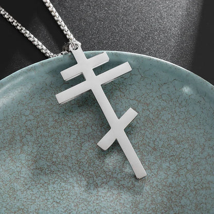 Colar Criativo com Pingente de Cruz de Jesus Cristo – Design Religioso Simples e Elegante para Homens e Mulheres