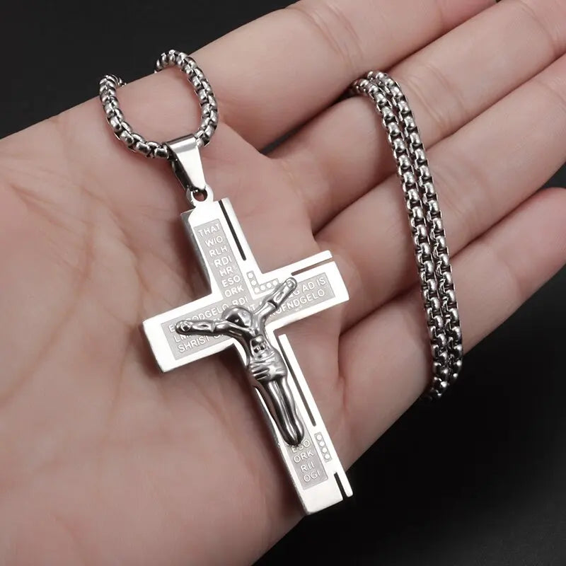 Colar Criativo com Pingente de Cruz de Jesus Cristo – Design Religioso Simples e Elegante para Homens e Mulheres