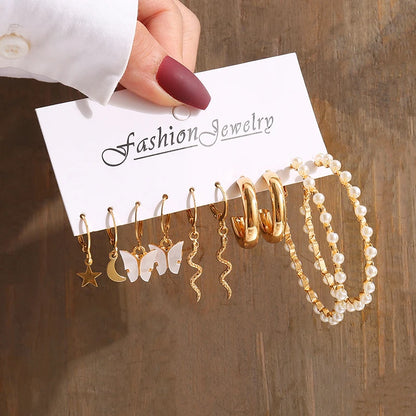 onjunto de Brincos Geométricos Vintage com Pérola – Dourados, Fio de Metal, Brincos Pendurados para Mulheres – Joias Elegantes para Festas